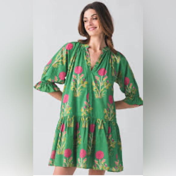 THML Dresses & Skirts - THML Vibrant Green Dress with Pink Accents